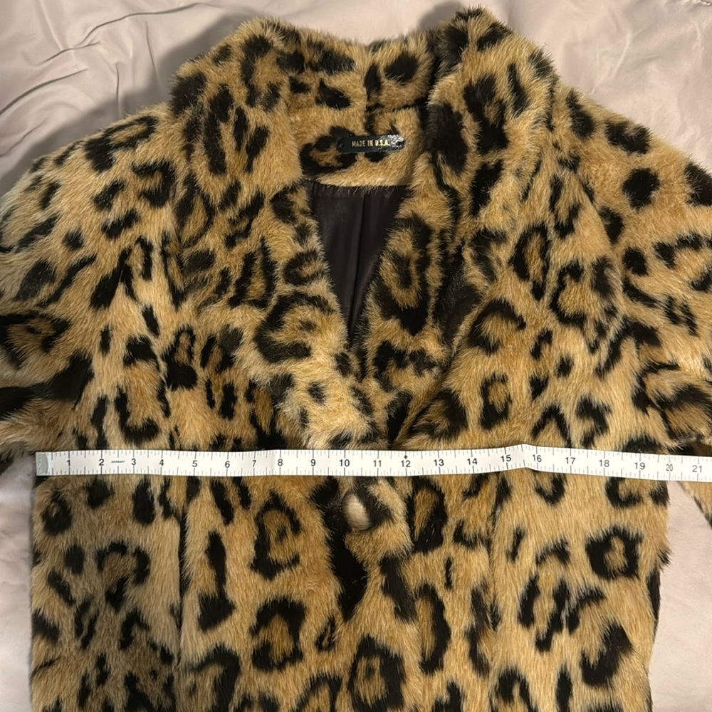 MADE IN U.S.A.   Leopard Print Coat